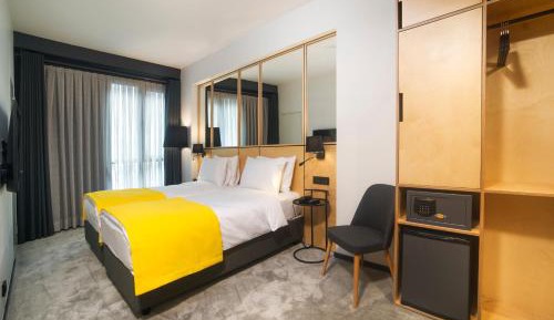 Standard Twin Room