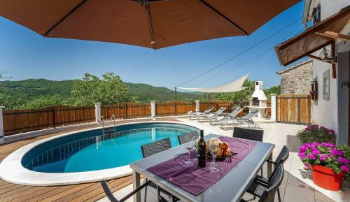 Two-Bedroom Holiday Home