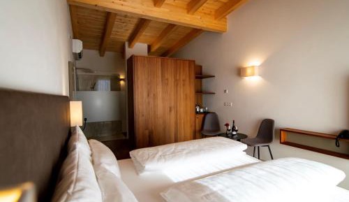 Double Room with Pool View