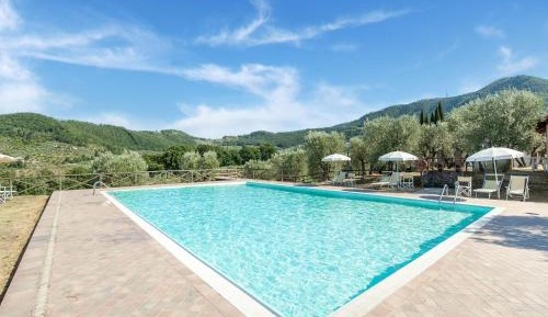 One-Bedroom Holiday Home