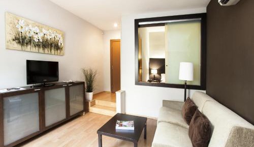 One-Bedroom Standard Apartment