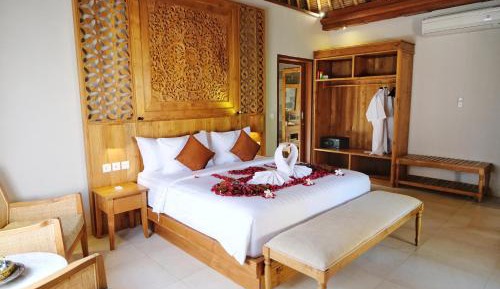 Suite Villa with Private Jacuzzi