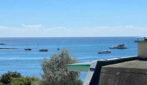 Standard Triple Room with Sea View