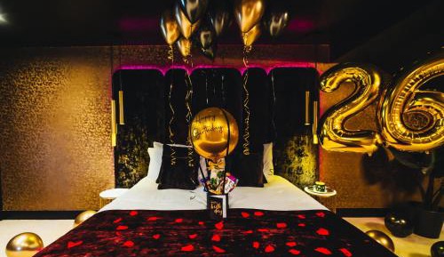 Deluxe King Suite