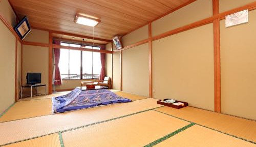 Japanese-Style Superior Room with Shared Bathroom