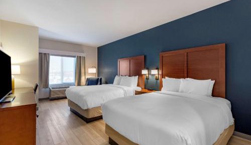 Standard Queen Room with Two Queen Beds - Non Smoking 