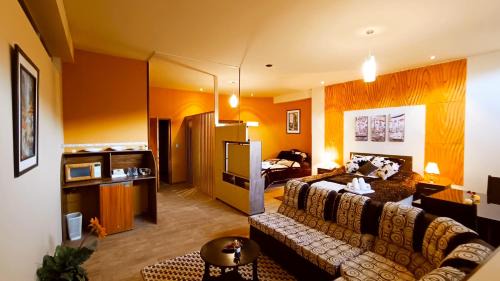 Deluxe Queen Room with Two Queen Beds