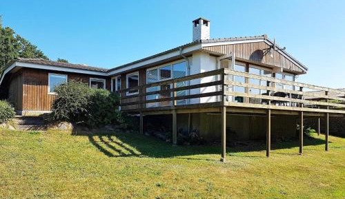 Three-Bedroom Vacation Home 
