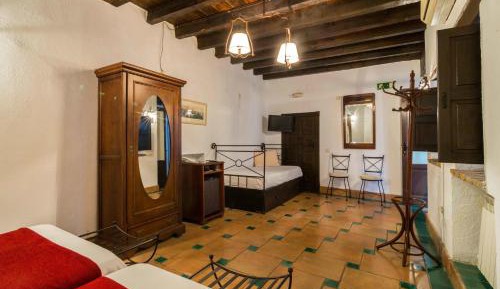 Standard Double Room with Extra Bed