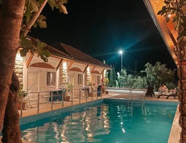 Triple Room with Mountain View