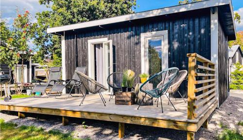 One-Bedroom Holiday Home
