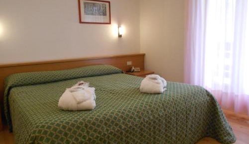 Comfort Double or Twin Room with Lake view