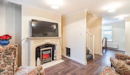 Three-Bedroom Holiday Home 