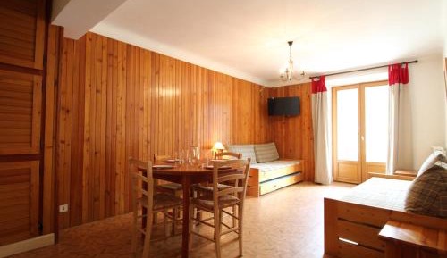 Apartment (5 Adults)