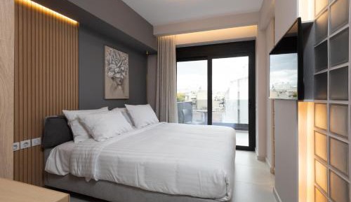 Two-Bedroom Suite with Jacuzzi
