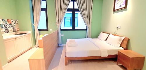 Queen Room