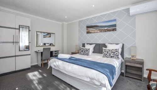 Large Double or Twin Room