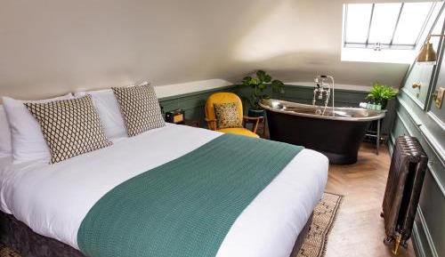 Superior King Room