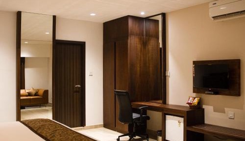 Deluxe Double or Twin Room with Balcony