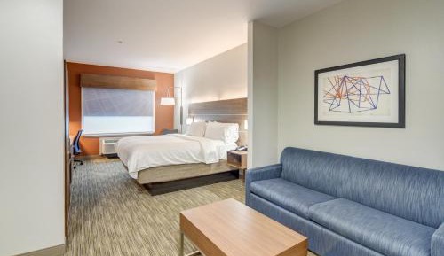 Standard King Room with Extra Space