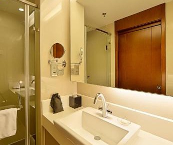 Two-Bedroom Deluxe Apartment with two breakfasts