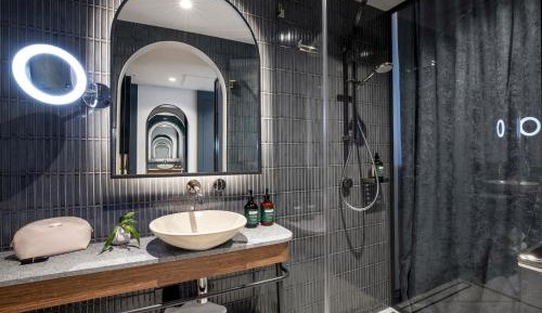 Standard King Room - High Floor