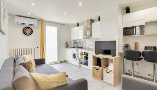 Apartment with Balcony