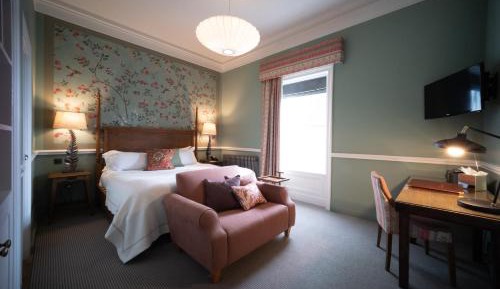 Large King Room