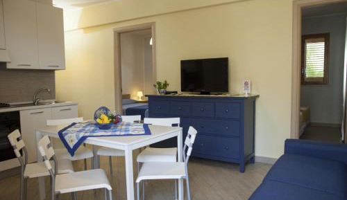Two-Bedroom Apartment (4 Adults)