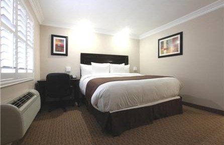 Queen Room