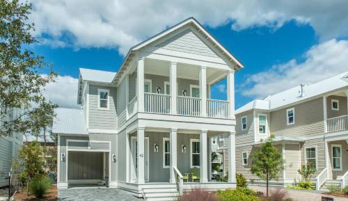 Three-Bedroom Holiday Home 