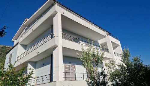 Villa with Sea View