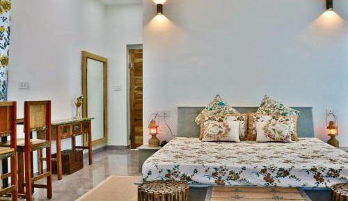 Deluxe Double Room with Balcony