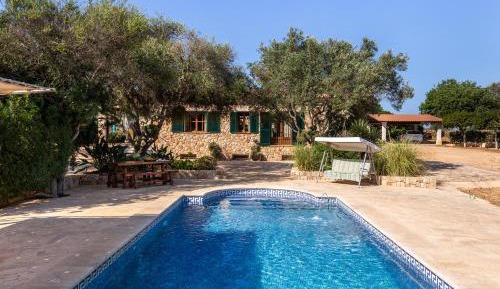 Villa with Garden View