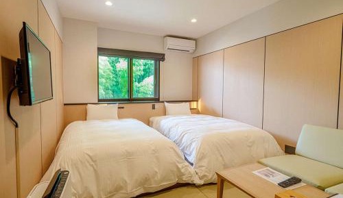 Economy Twin Room