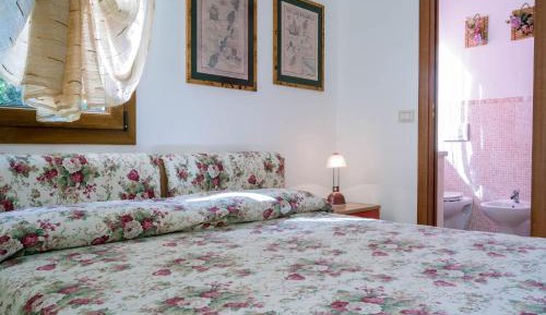 Double or Twin Room with Private Bathroom