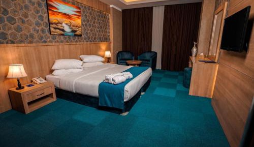 Deluxe Single Room