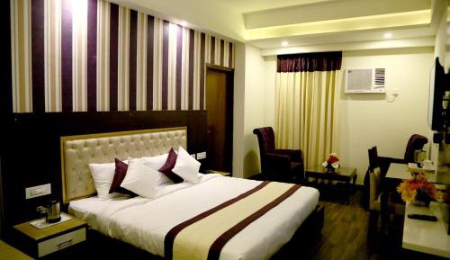 Double Room with Shared Bathroom