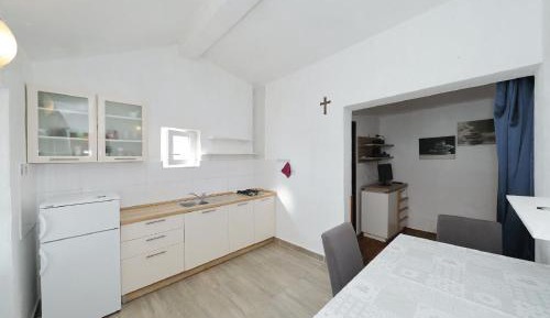 One-Bedroom Holiday Home
