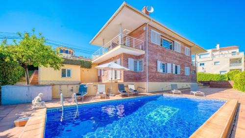 Villa with Sea View