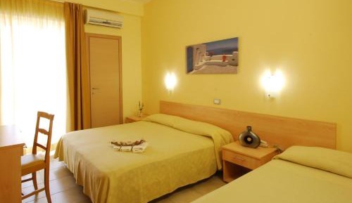 Quadruple Room with Balcony