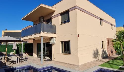 Villa with Private Pool