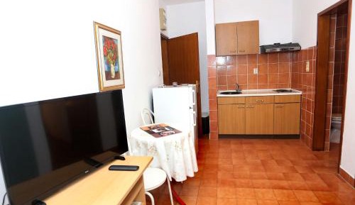 Studio with Balcony