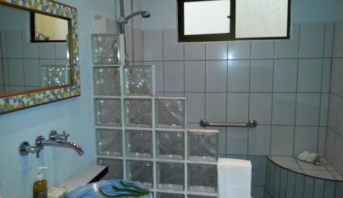 Studio (4 Adults)