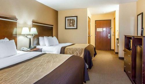 Queen Room with Two Queen Beds - Non-Smoking