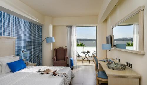 Junior Suite with Balcony