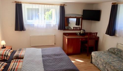 Triple Room with Bathroom