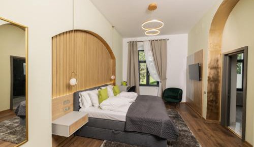Deluxe Double Room with Castle View
