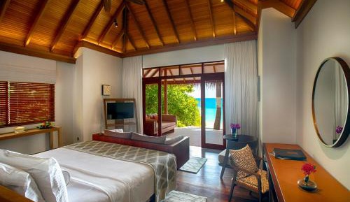 Deluxe Beach Villa