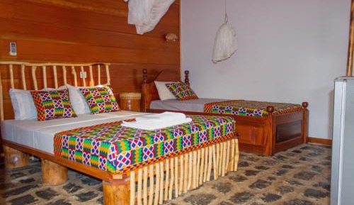 Triple Room with Private Bathroom